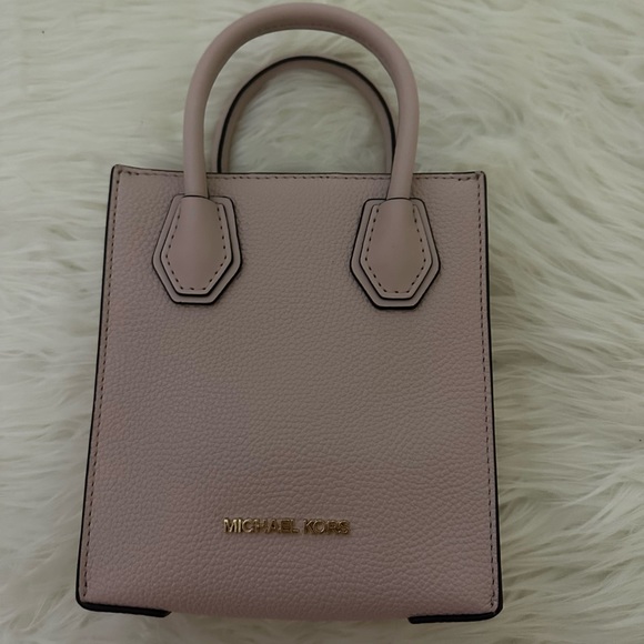 MICHAEL KORS 
Mercer Extra-Small Pebbled Leather Crossbody Bag - Picture 4 of 4